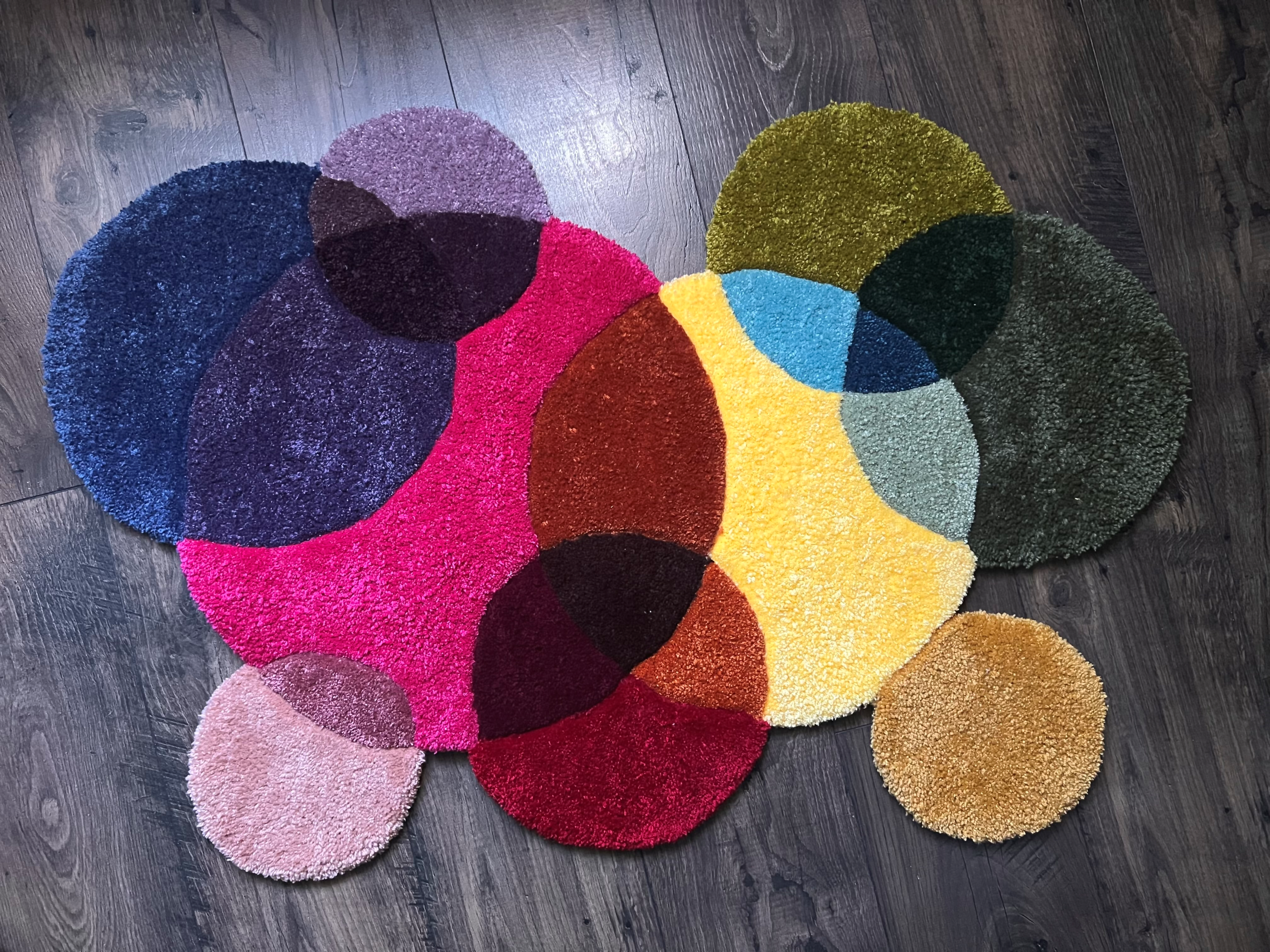 Vibrant Circles - Bunny Loaf